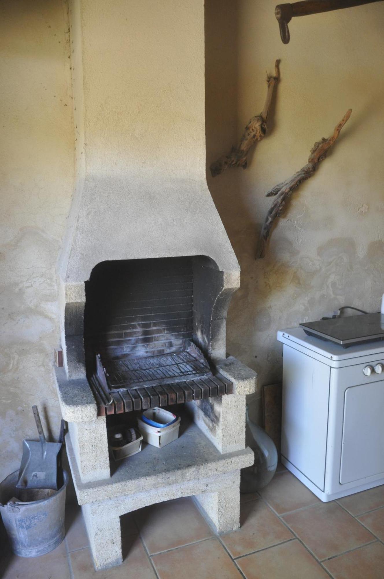 לינה וארוחת בוקר Entraigues-sur-la-Sorgue La Ferme De Tonton Jules Et Mame Julia מראה חיצוני תמונה